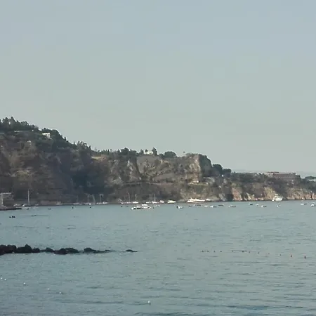 A Due Passi Da Taormina Апарт-отель