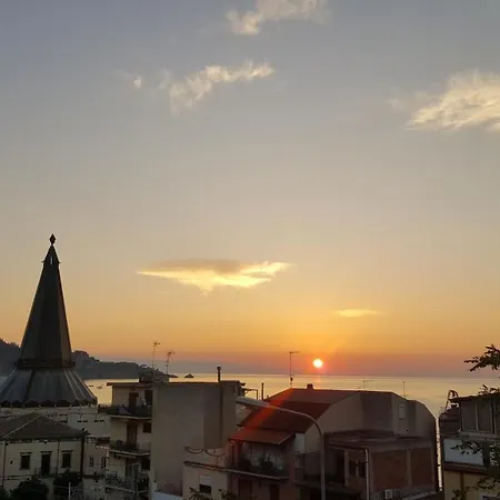 A Due Passi Da Taormina Апарт-отель